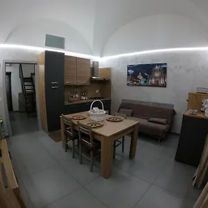 Aitho 45 Casa vacanze Aeroporto di Catania Fontana Rossa